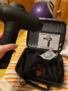 אקדח עיסוי מקצועי עם 10 ראשי עיסוי ו30 מהירויות לבחירה photo review