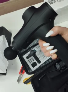 אקדח עיסוי מקצועי עם 10 ראשי עיסוי ו30 מהירויות לבחירה photo review