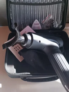 אקדח עיסוי מקצועי עם 10 ראשי עיסוי ו30 מהירויות לבחירה photo review