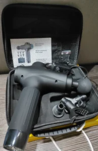 אקדח עיסוי מקצועי עם 10 ראשי עיסוי ו30 מהירויות לבחירה photo review