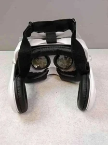משקפי VR מציאות מדומה לטלפון עם אוזניות מובנות ושלט בלוטוס photo review