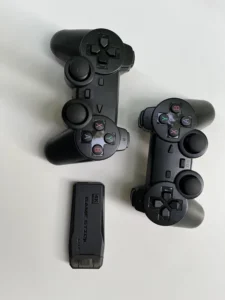 קונסולת משחקים רטרו עם 10000 משחקים נוסטלגיים מובנים photo review