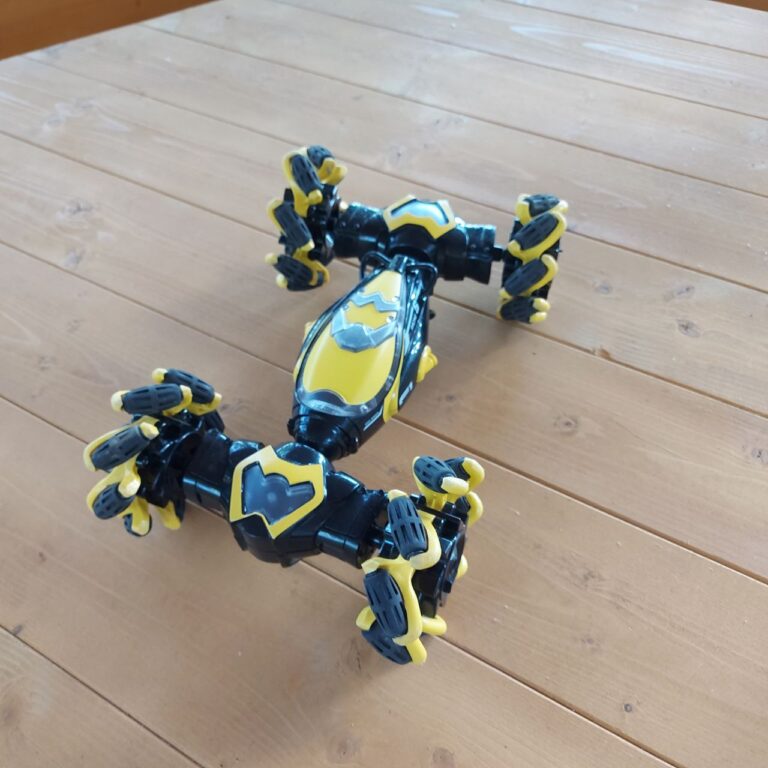 מכונית פעלולים מקצועית 4X4 עם שלט רגיל ושלט שעון לביש photo review