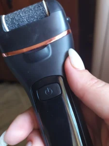 מכשיר פדיקור חשמלי מקצועי לשיוף והסרת עור יבש וקשה מכפות הרגליים photo review