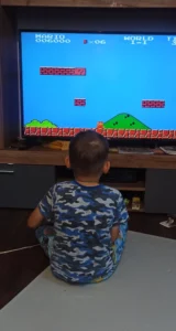 קונסולת משחקים רטרו עם 10000 משחקים נוסטלגיים מובנים photo review