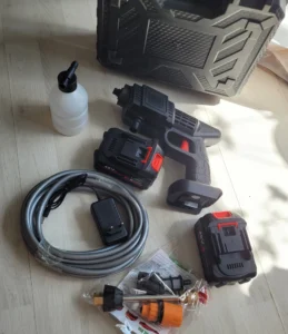 גרניק נייד ונטען מכונת שטיפה בלחץ ללא תלות במקור מים או חשמל photo review